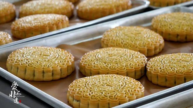 EMC易倍 EMC易倍体育爱上非遗丨第52期：圆饼如月和酥饴 千里合欢共婵娟(图5)