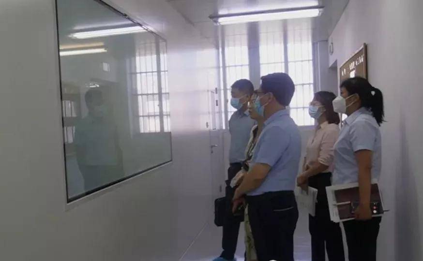 EMC易倍 EMC易倍体育助力会员企业发展—扬州中小企业协会领导赴生物科技、芯片测试等科技公司调研(图3)