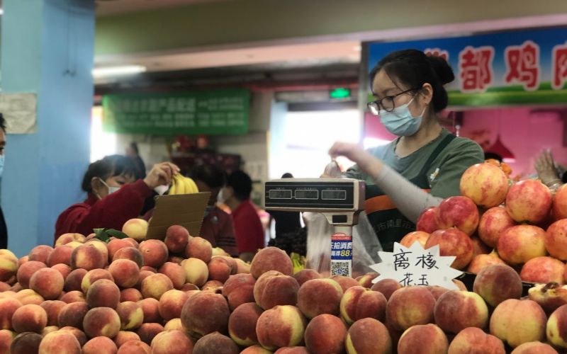 EMC易倍体育 易倍EMC城市需要什么样的菜市场？北京百家生鲜农产品标准化门店将出炉(图3)