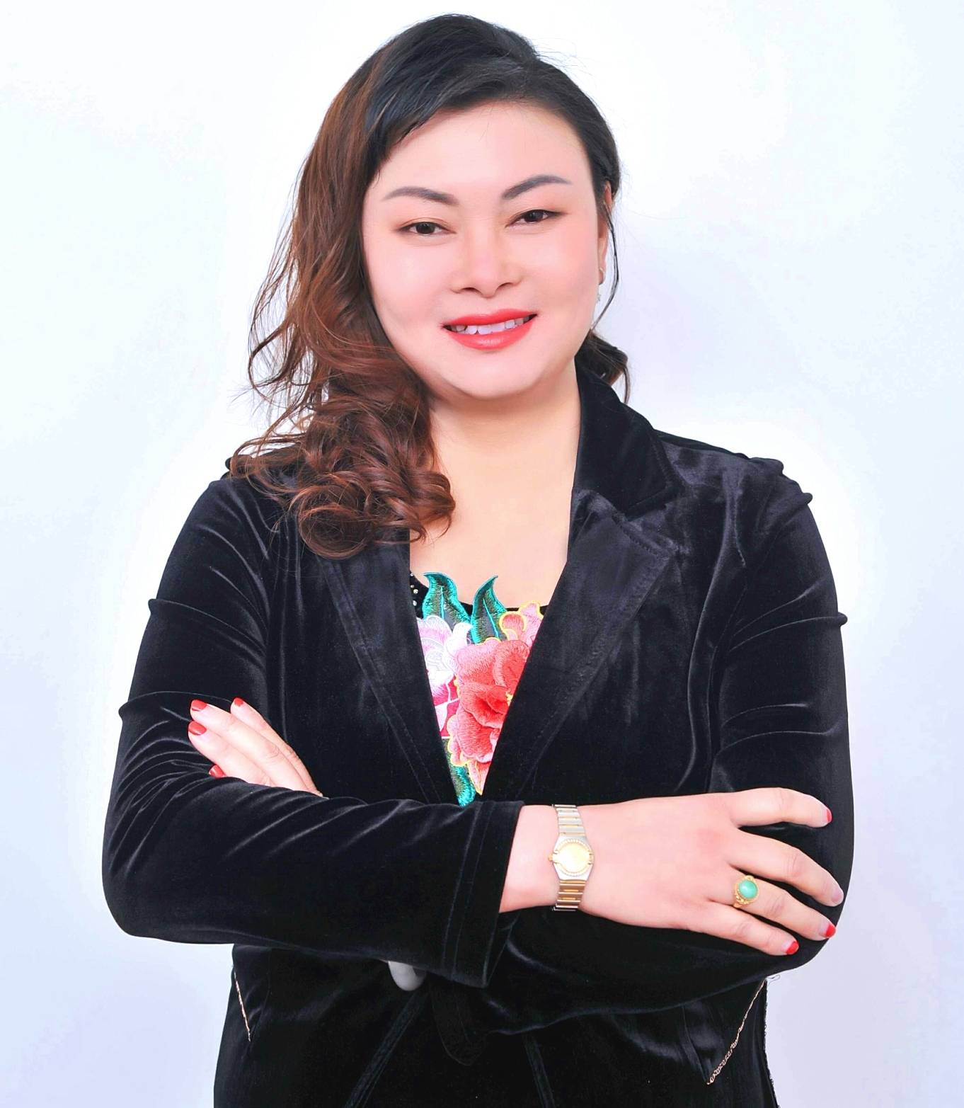 川之娇子果蔬女王：郭梅易倍体育 EMC易倍(图1)